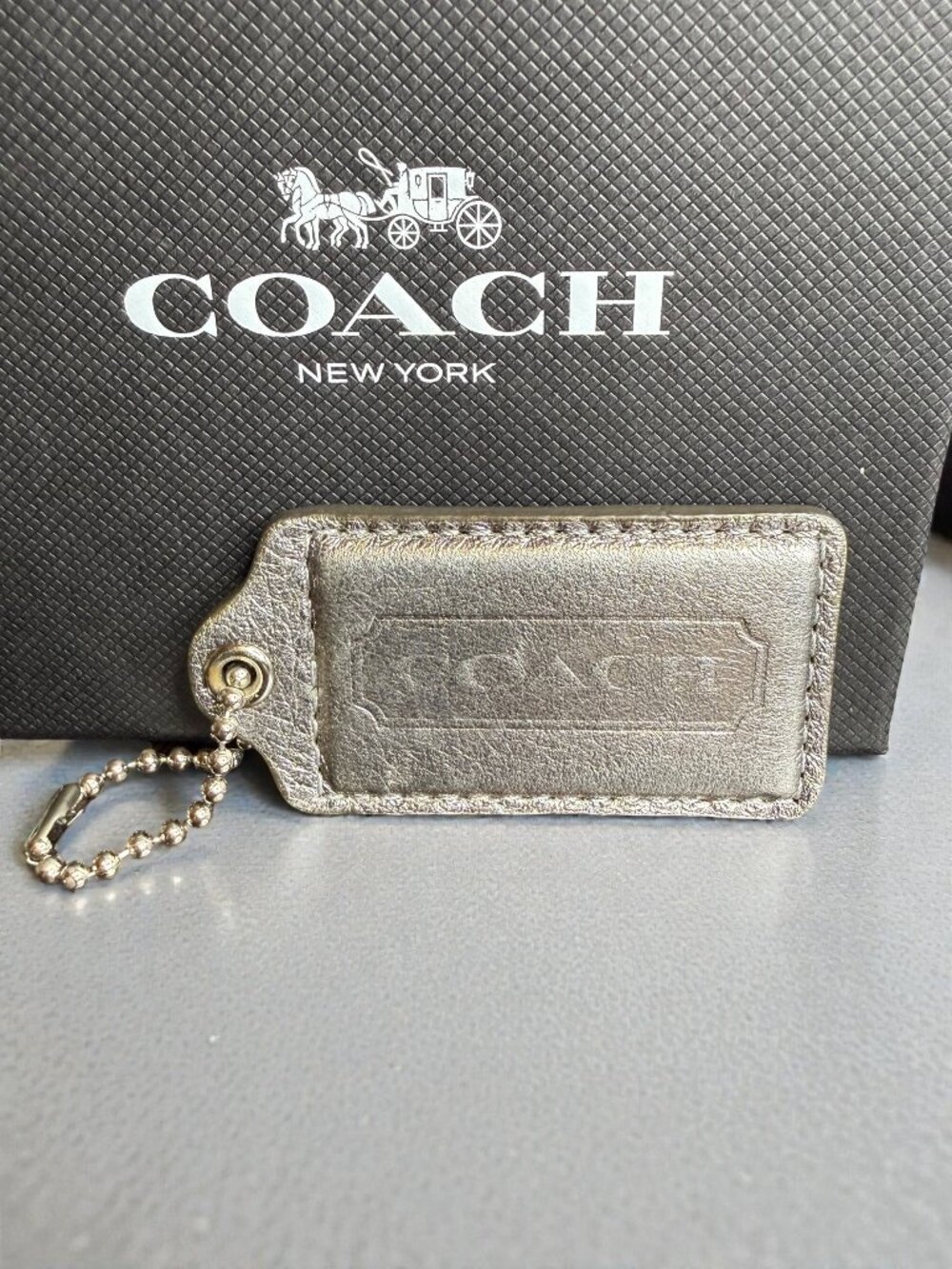 Coach XL Metallic Hangtag - Silver Metallic (3")